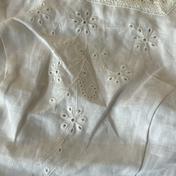 NEW Reformation Lorie Sleeveless Linen  Top in White Lace | size 2 - Picture 9 of 12